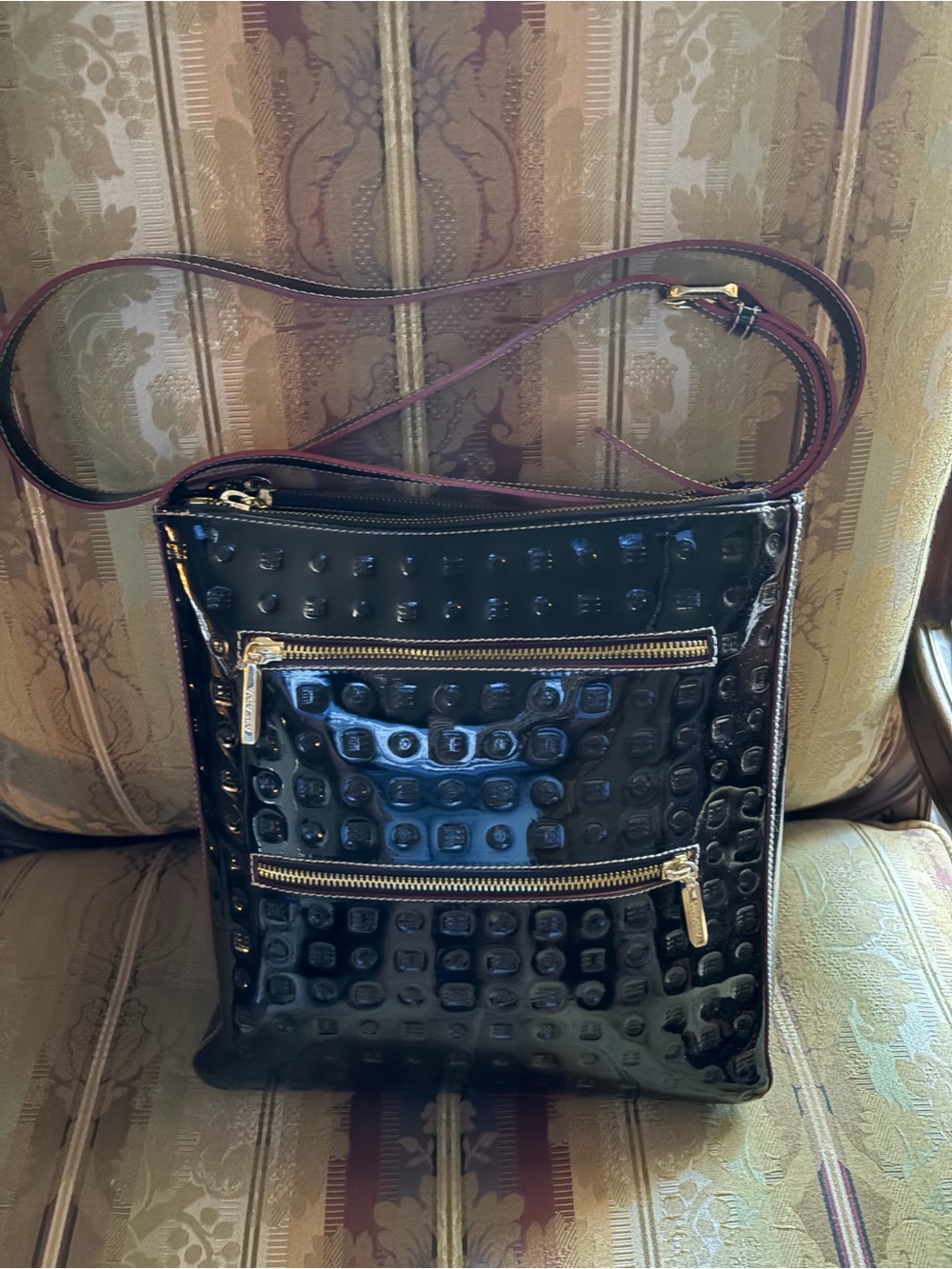 Arcadia Black Patent Leather Crossbody Nwot